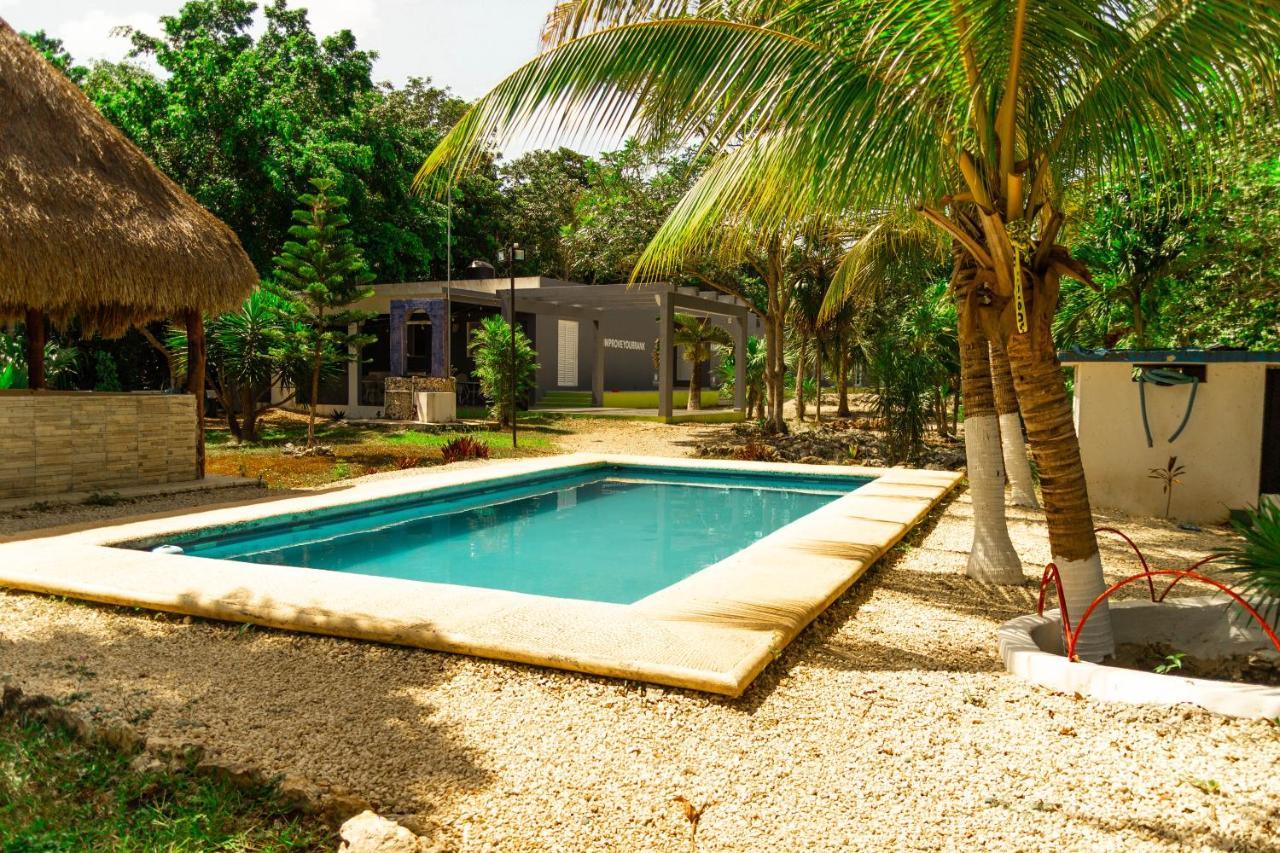 Cancun Tennis Inn Bagian luar foto
