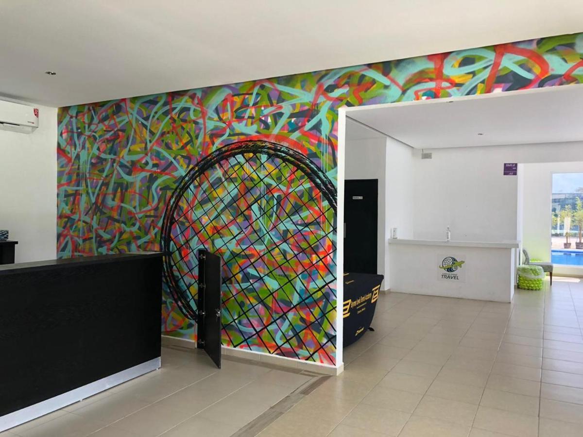 Cancun Tennis Inn Bagian luar foto