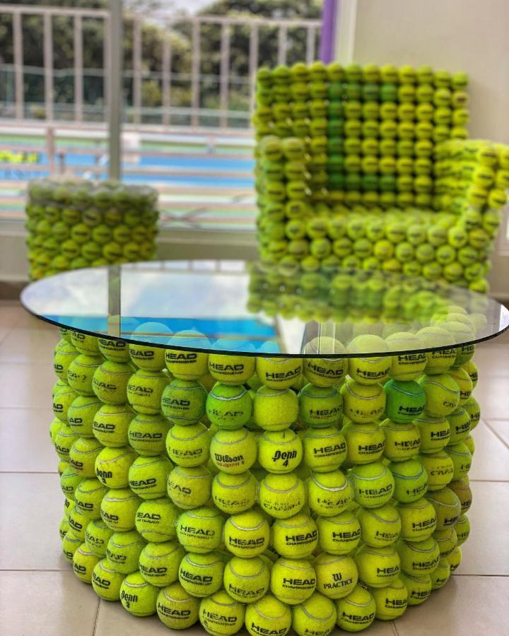 Cancun Tennis Inn Bagian luar foto