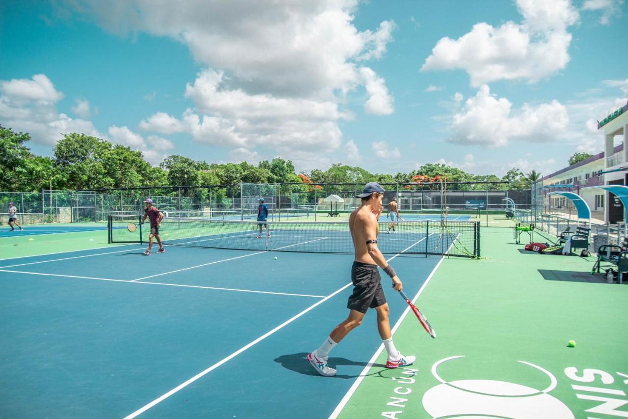 Cancun Tennis Inn Bagian luar foto